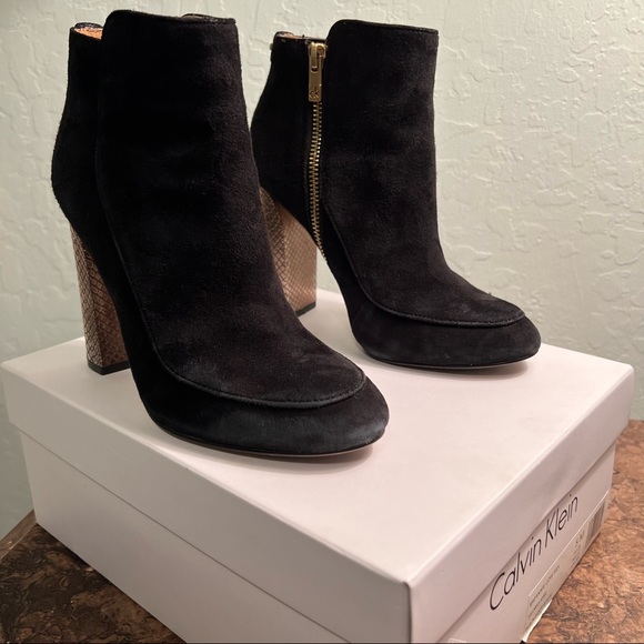 Calvin Klein booties - Picture 2 of 8